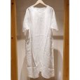 画像1: 【AUGUSTE PRESENTATION Pajama Look（パジャマルック）】半袖リネンVネックワンピース/WHITE (1)