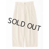 【STUDIO NICHOLSON（スタジオニコルソン）】SORTE-VOLUME PLEAT PANTS/TAN