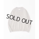 【STUDIO NICHOLSON(スタジオニコルソン)】SOLA-V NECK KNIT/ BISCUIT