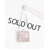 【CAMIEL FORTGENS(カミエルフォートヘンス)】CROOCKED BAG S CROC LEATHER(CF.15.11.02.01)/BROWN