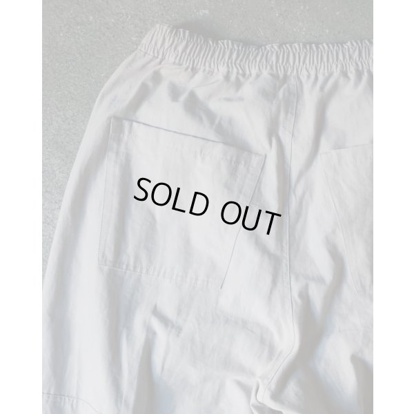 画像4: (50％OFF)【ENCOMING(インカミング)】PULLCORD PANELED TROUSER/ BEIGE