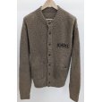 画像1: 【KHOKI(コッキ)】Embroidery-design crew-neck cardigan/ Khaki (1)