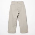 画像2: 【paratrait(パラトレイト)】CAKE SKIN CHINO PANTS/ BEIGE (2)