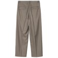 画像2: 【IRENISA(イレニサ)】TWO TUCKS WIDE TROUSERS/ MOCHA BEIGE (2)