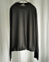 【HEUGN(ユーゲン)】“Roger”Boader Wool T/ Black