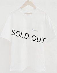 【KHOKI(コッキ)】Multi-print T-shirt/white