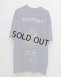 【LES SIX(レシス)】Passport Tee/ US
