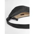 画像4: 【LEMAIRE(ルメール)】MEDIUM CROISSANT BAG SOFT GRAINED LEATHER/ BLACK (4)