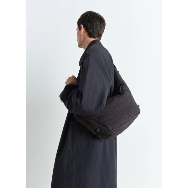 画像2: 【LEMAIRE(ルメール)】MEDIUM SOFT GAME BAG/ DARK CHOCOLATE