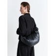 画像3: 【LEMAIRE(ルメール)】LARGE CROISSANT BAG SOFT NAPPA LEATHER/ BLACK (3)