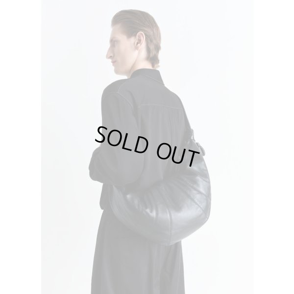 画像3: 【LEMAIRE(ルメール)】LARGE CROISSANT BAG SOFT NAPPA LEATHER/ BLACK