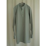 【HEUGN(ユーゲン)】“Rob” BAND COLLAR SHIRT- Chambry green