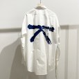 画像1: 【KAKAN(カカン)】HORIZONTAL COLLAR SHIRT〈K〉/ WHITE&HANDPAINT PRINT (1)