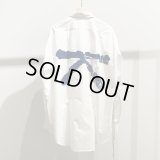 【KAKAN(カカン)】HORIZONTAL COLLAR SHIRT〈K〉/ WHITE&HANDPAINT PRINT