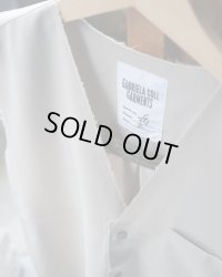【GABRIELA COLL GARMENTS(ガブリエラコールガーメンツ)】SUMMER WOOL SLEEVELESS SHIRT/ BEIGE