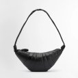 画像1: 【LEMAIRE(ルメール)】MEDIUM CROISSANT BAG SOFT NAPPA LEATHER/ BLACK (1)