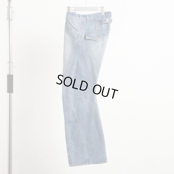 画像1: 【NVRFRGT(ネヴァーフォーゲット)】3D TWISTED JEANS 2.0  "DISTRESSED FADED INDIGO"