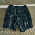画像2: 【GOODKARMA DEVELOPMENT(グッドカルマディベロップメント)】Leather Cargo Shorts "LAZY"/ BLACK (2)