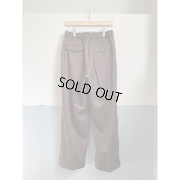 画像8: 【MARKAWARE(マーカウェア)】ORGANIC 2/80 GABARDINE DOUBLE PLEATED WIDE TROUSERS　”Olive Drab”