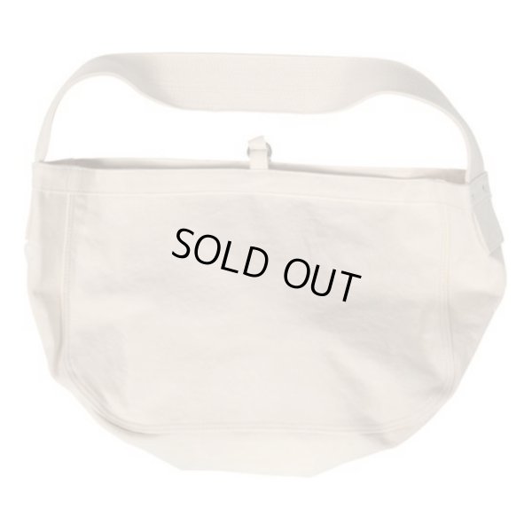 画像1: 【T.T(Taiga Takahashi)】Lot.004 Newsboy Bag / IVORY