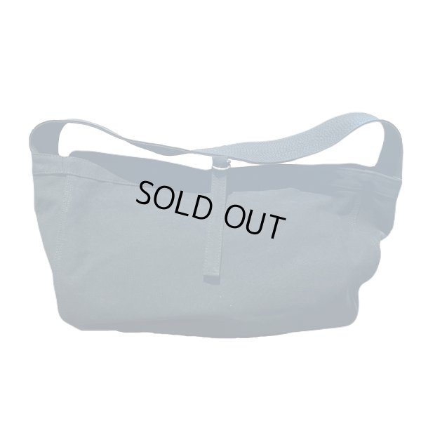 画像2: 【T.T(Taiga Takahashi)】Lot.004 Newsboy Bag / BLACK