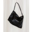 画像1: 【GABRIELA COLL GARMENTS(ガブリエラコールガーメンツ)】GATHERED CROSSED LEATHER BAG (1)