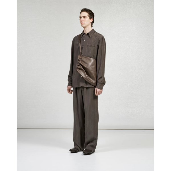 画像2: 【GABRIELA COLL GARMENTS(ガブリエラコールガーメンツ)】GATHERED CROSSED LEATHER BAG/ BROWN