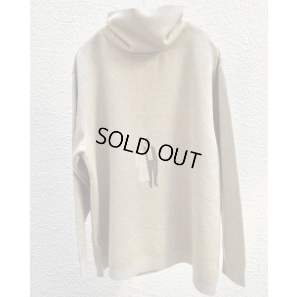 画像2: 【Kota Gushiken(コウタグシケン)】Chiara and Luca at Their Wedding Party/ Beige