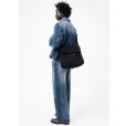 画像5: (予約商品)【OUR LEGACY(アワーレガシー)】SLING BAG/ Washed Black Denim (5)