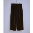 画像1: 【BISOWN(ビソウン)】CORDUROY 2TUCK WIDE TROUSERS/ BROWN (1)