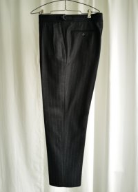 【HEUGN(ユーゲン)】“Aaron” TAPPERD 2P TROUSERS WIDE STRIPE- Navy