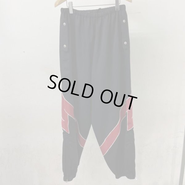 画像1: 【LES SIX(レシス)】Tailored Joggers/ black×red