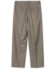 画像2: 【IRENISA(イレニサ)】TWO TUCKS WIDE TROUSERS/ MOCHA BEIGE