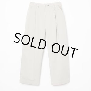 画像: 【paratrait(パラトレイト)】CAKE SKIN CHINO PANTS/ BEIGE