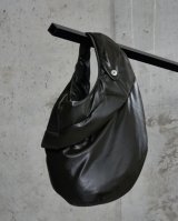 画像: 【Omar Afridi(オマールアフリディ)】FOAMED LIDIA BAG/ DEEP GREEN