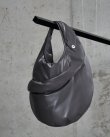 画像1: 【Omar Afridi(オマールアフリディ)】FOAMED LIDIA BAG/ GREY