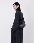 画像2: 【LEMAIRE(ルメール)】SMALL CROISSANT BAG/ BLACK