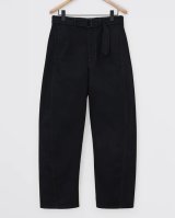 画像: 【LEMAIRE(ルメール)】TWISTED BELTED PANTS/ HEAVY BLACK DENIM