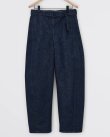 画像1: 【LEMAIRE(ルメール)】TWISTED BELTED PANTS/ HEAVY INDIGO DENIM