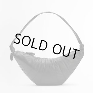 画像: 【LEMAIRE(ルメール)】LARGE CROISSANT BAG SOFT NAPPA LEATHER/ BLACK