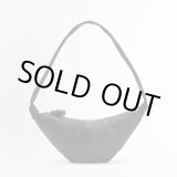 画像: 【LEMAIRE(ルメール)】MEDIUM CROISSANT BAG SOFT GRAINED LEATHER/ BLACK