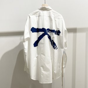 画像: 【KAKAN(カカン)】HORIZONTAL COLLAR SHIRT〈K〉/ WHITE&HANDPAINT PRINT