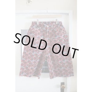 画像: 【FAF(エフエーエフ)】NEWCOMMUNE Aged Baggy Denim Shorts  ”Flower C”