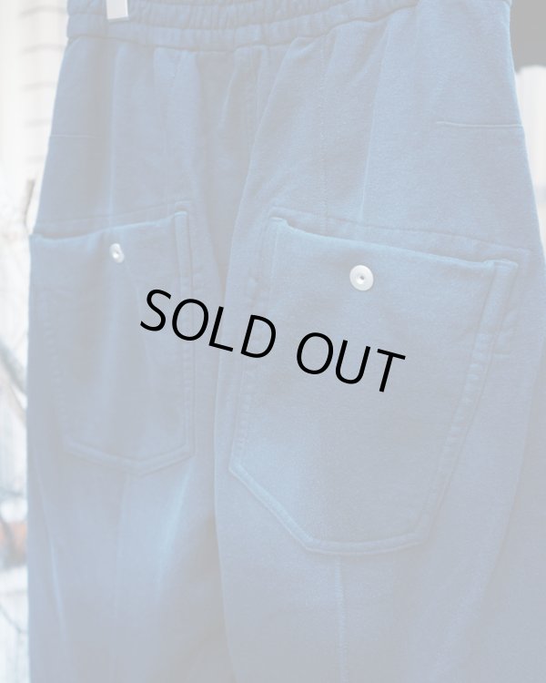 画像4: 【Omar Afridi(オマールアフリディ)】KNEE DARTED FLARE PANTS/ NAVY