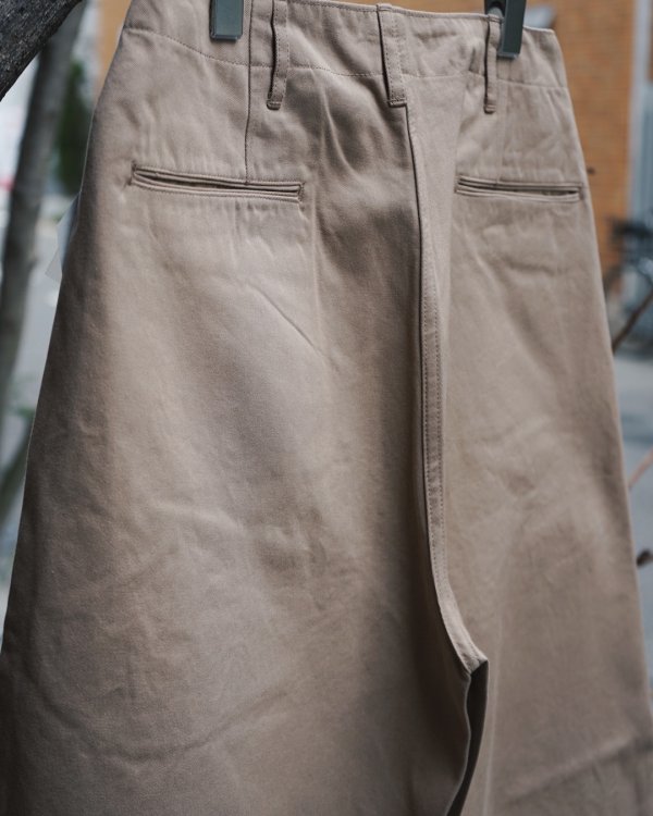 25ss AUBERGE DOUGLAS 海島綿41チノ DOUGLAS】海島綿41チノ – auberge.shop