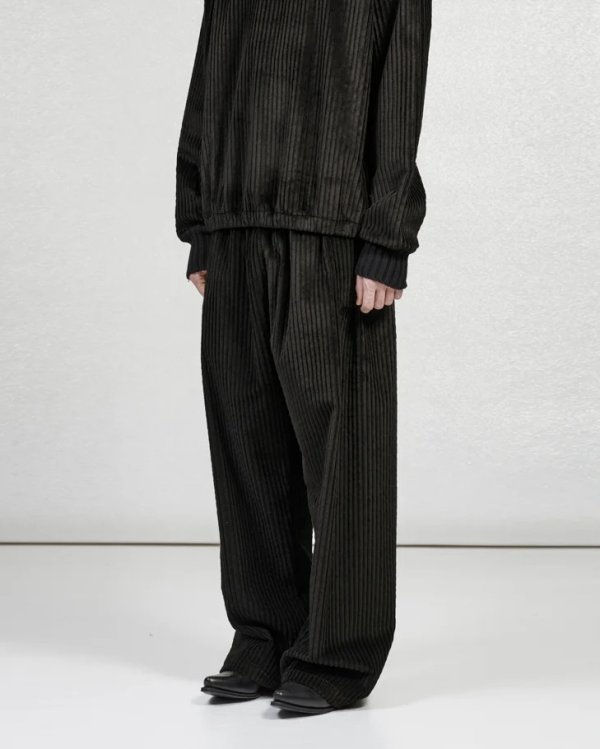 画像1: 【GABRIELA COLL GARMENTS(ガブリエラコールガーメンツ)】CORDUROY FLAP POCKET TROUSERS/ BLACK