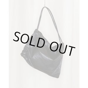 画像: 【GABRIELA COLL GARMENTS(ガブリエラコールガーメンツ)】GATHERED CROSSED LEATHER BAG