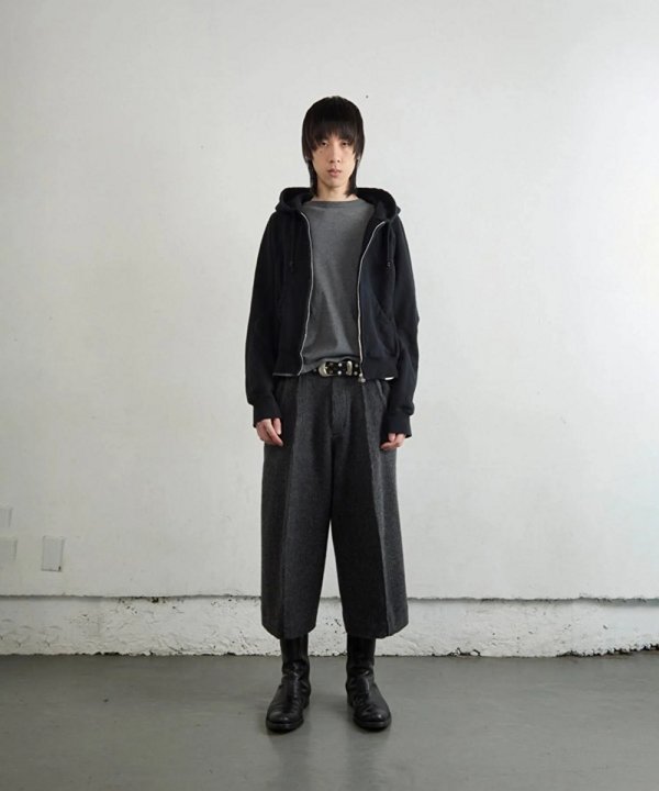 画像2: 【NVRFRGT(ネヴァーフォーゲット)】S CURVED UTILITY CAPRI TROUSERS　”Charcoal”