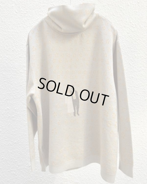 画像2: 【Kota Gushiken(コウタグシケン)】Chiara and Luca at Their Wedding Party/ Beige