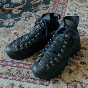 画像: 【GUIDI(グイディ)】VS19(Calf Full Grain)/ BLACK